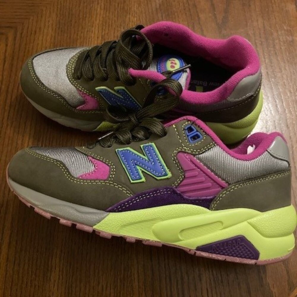 New Balance 580 - Size 5.5